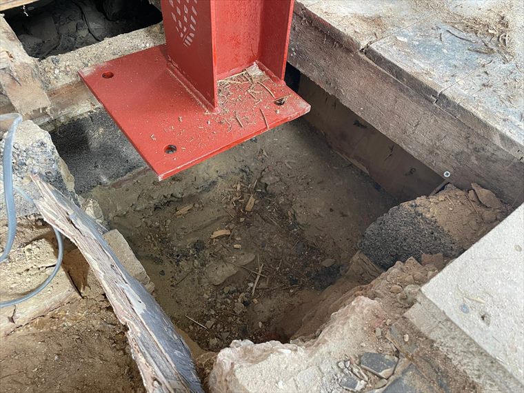 New foundation pad for the steel post